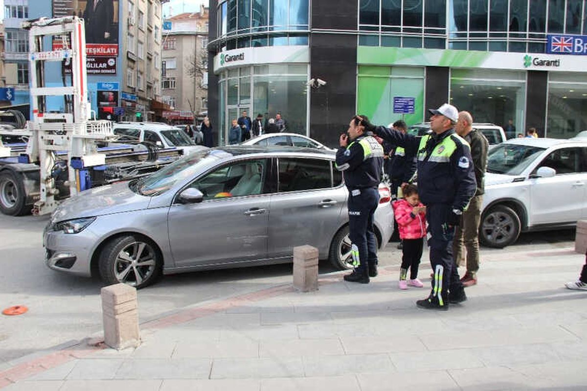 Hatalı Park Edilen Aracın Çalıntı Olduğu Ortaya Çıktı