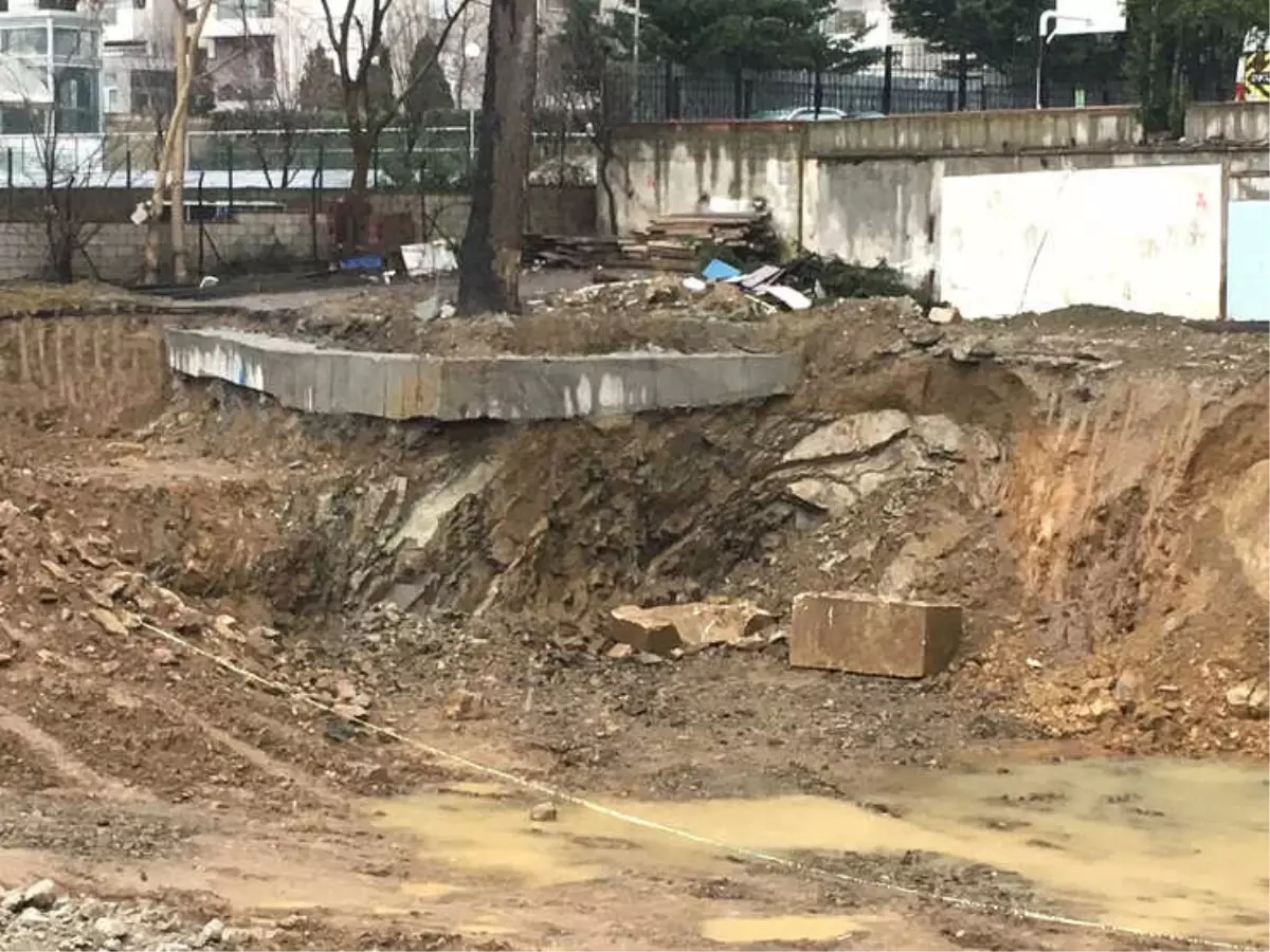 İstanbul\'da Bulundu: 2 Bin Yıllık Olduğu Sanılıyor