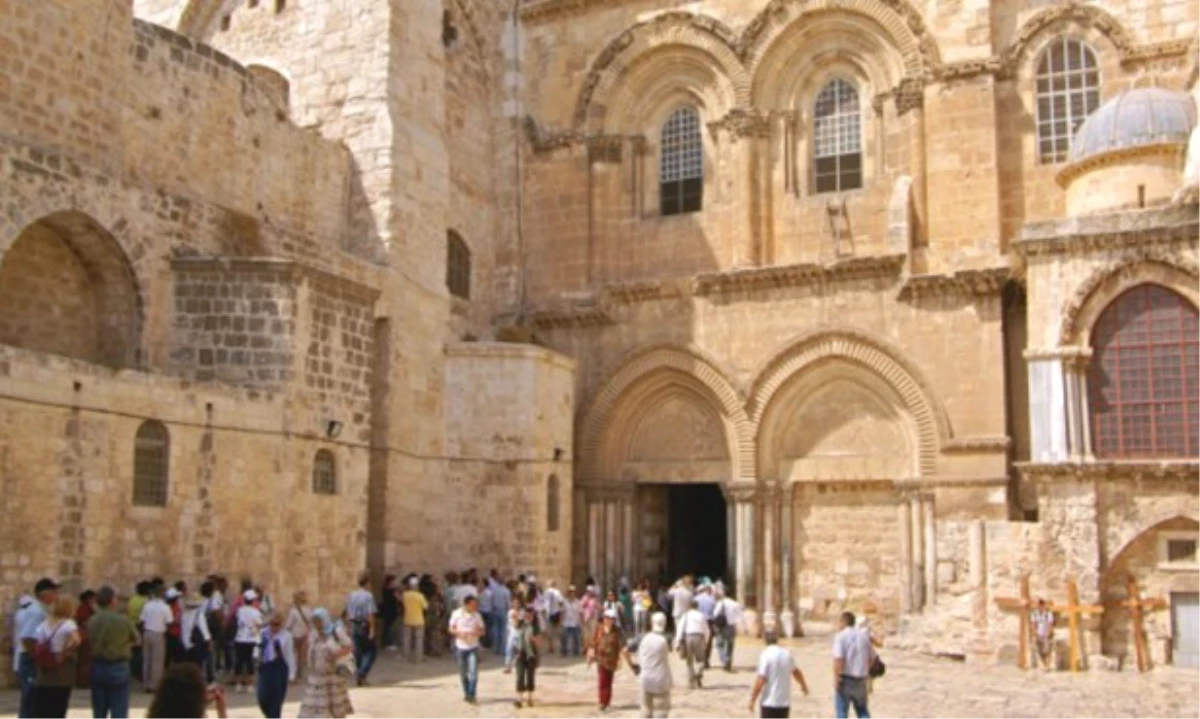 Kudüs\'teki Kıyamet Kilisesi Yeniden Açıldı