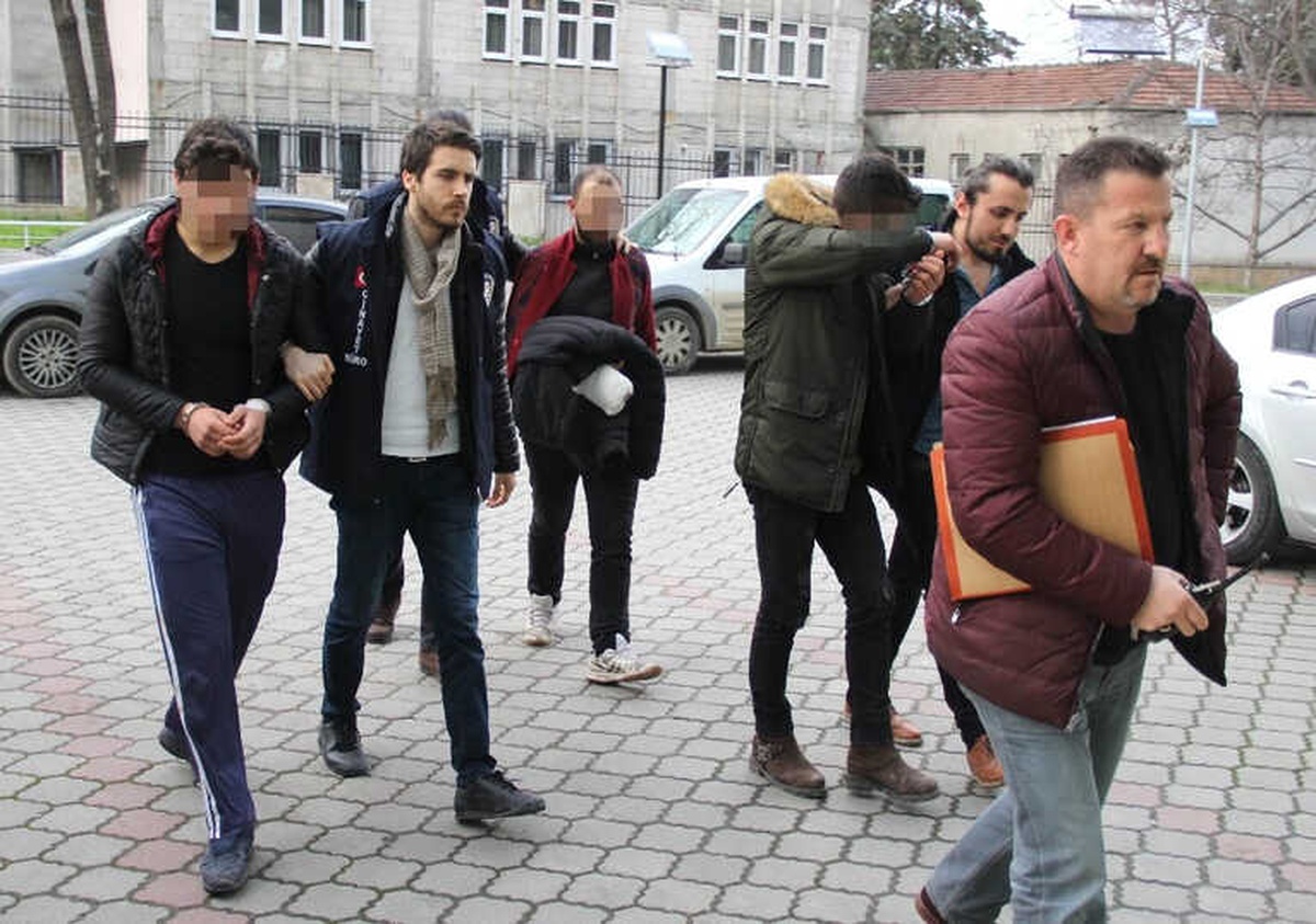 Polise Saldıran 3 Kişi Gözaltına Alındı