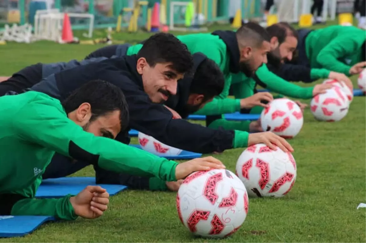 Şanlıurfaspor, Sakaryaspor Maçının Hazırlıklarına Başladı