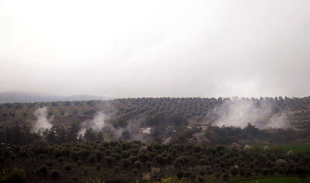 Tanklar Afrin\'in Kuzeyini Vuruyor