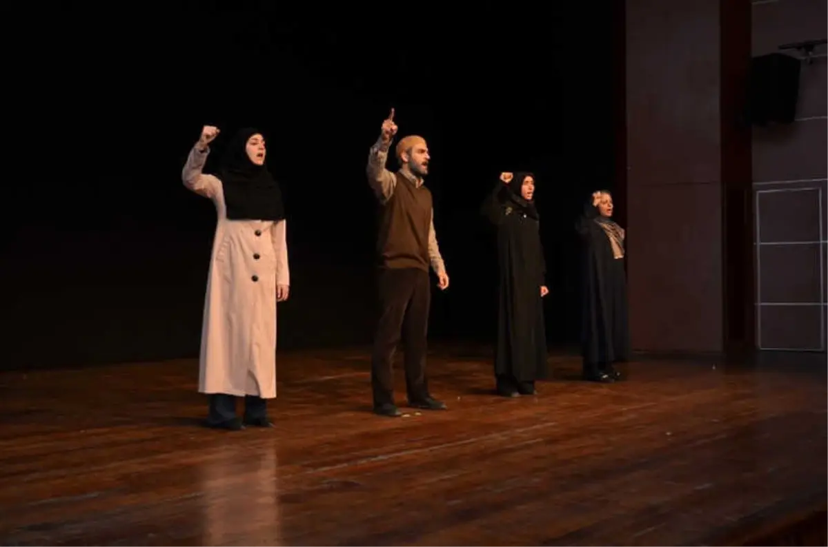 28 Şubat Tiyatro ile Anlatıldı