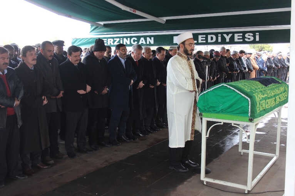 Gazeteci Kazım Erdem Özsoy Son Yolculuğuna Uğurlandı