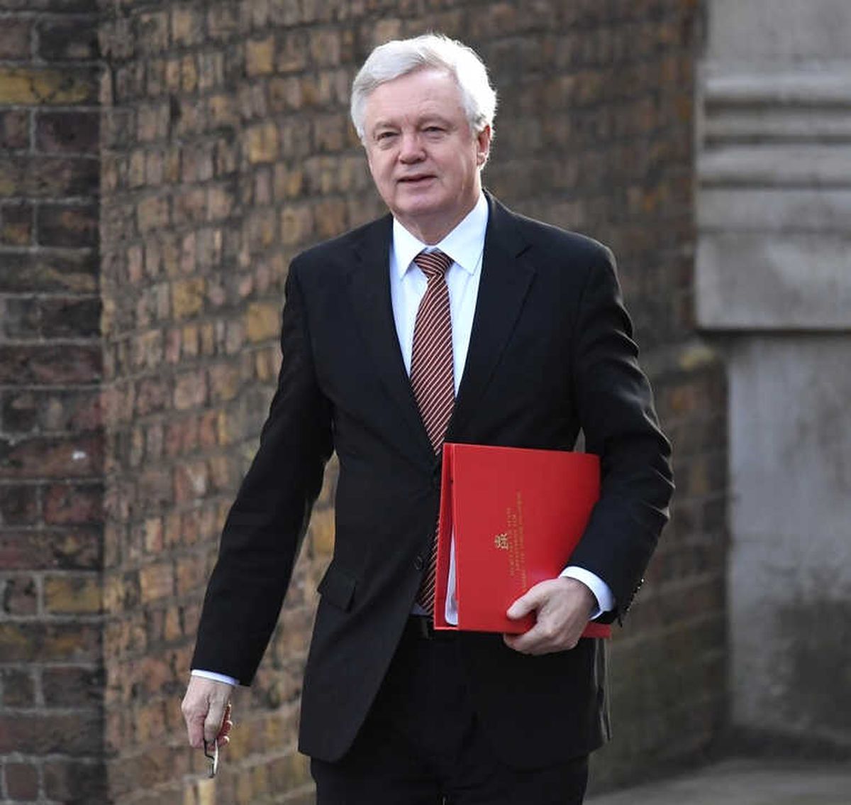 İngiltere\'nin Brexit Bakanı Davis\'ten AB\'ye Gözdağı