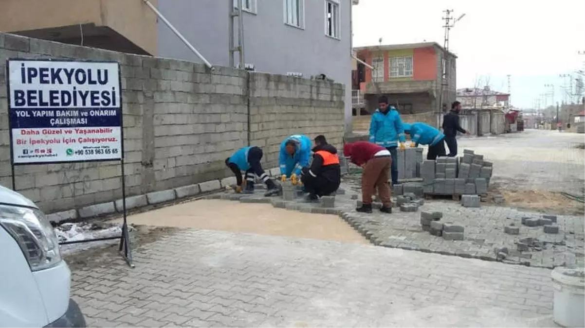 İpekyolu Belediyesinden Yol Bakım ve Onarım Çalışması