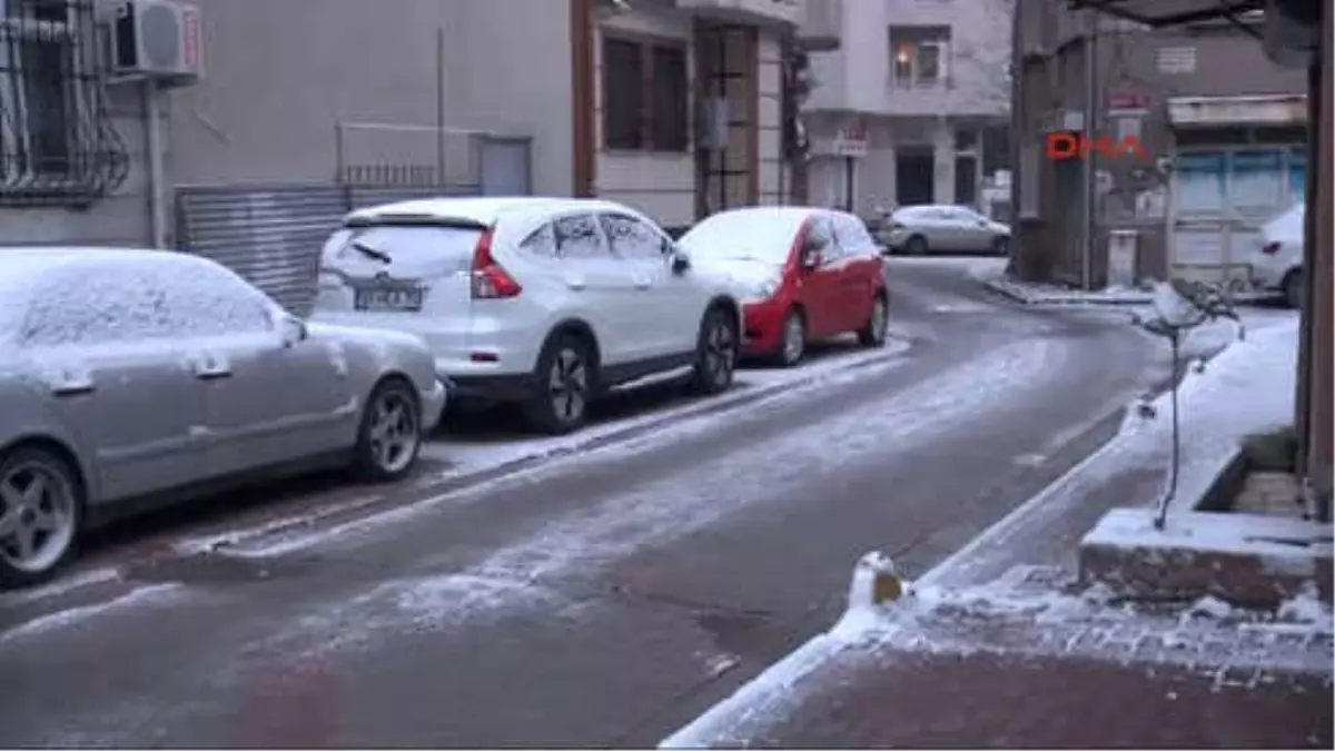 İstanbul Beyaz Örtü ile Uyandı