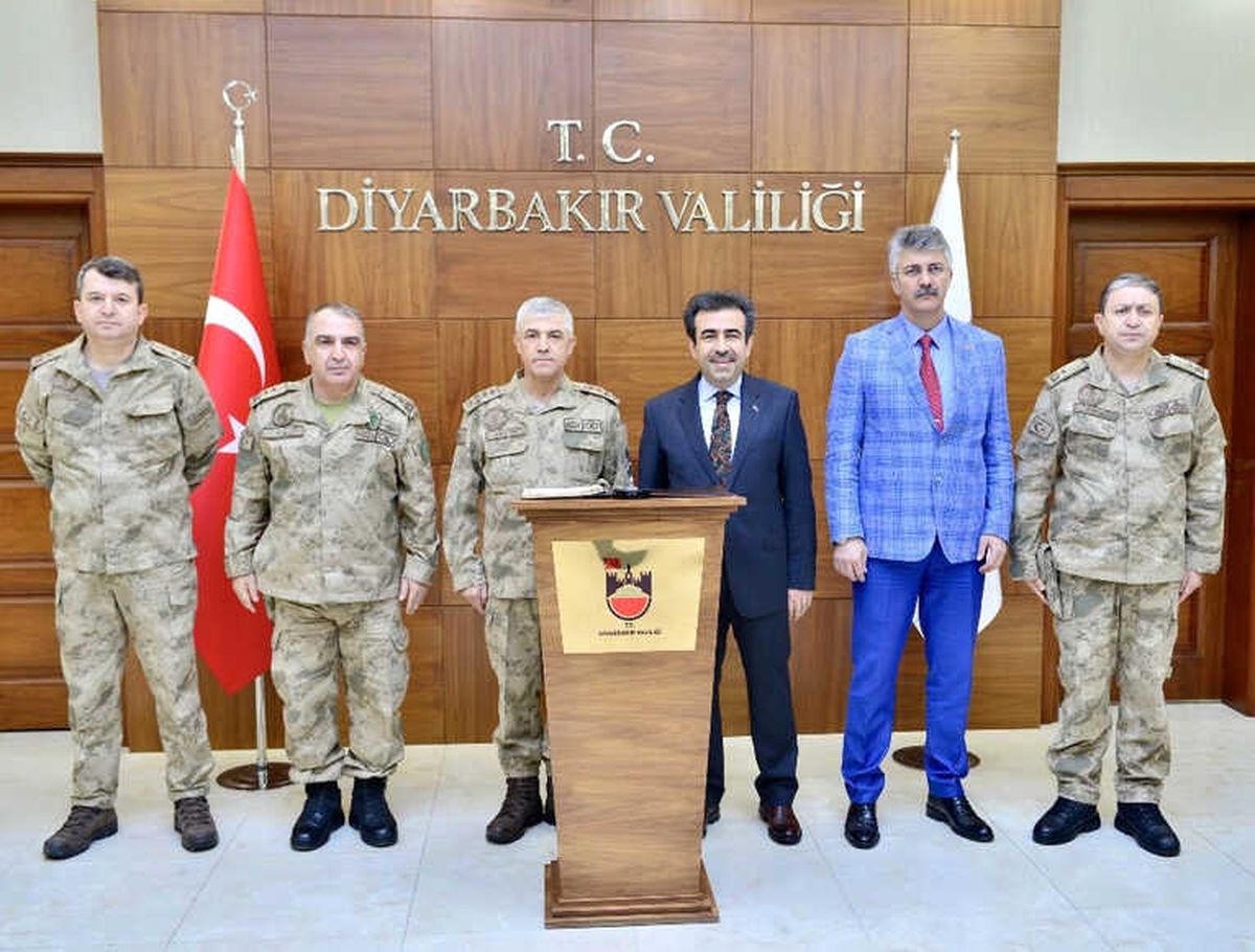 Jandarma Genel Komutanı Orgeneral Arif Çetin Diyarbakır\'da