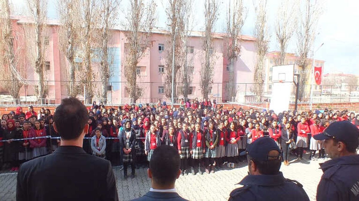 Malazgirt\'te Gerçeği Aratmayan Yangın Tatbikatı