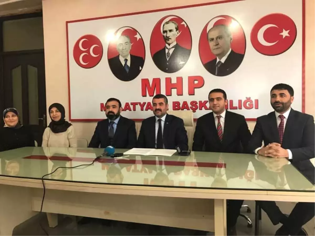 MHP\'den Mehmetçiğe Destek Yürüyüşü