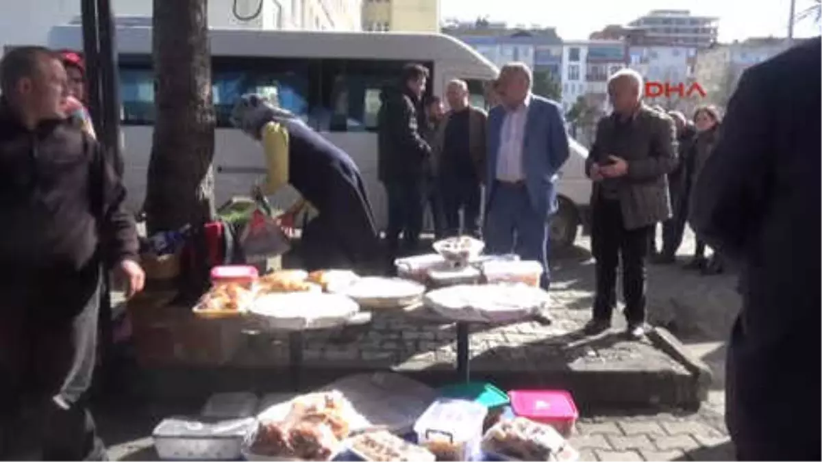 Rize\'den Harekata Katılan Mehmetçiğe Moral İçin Yola Çıktılar