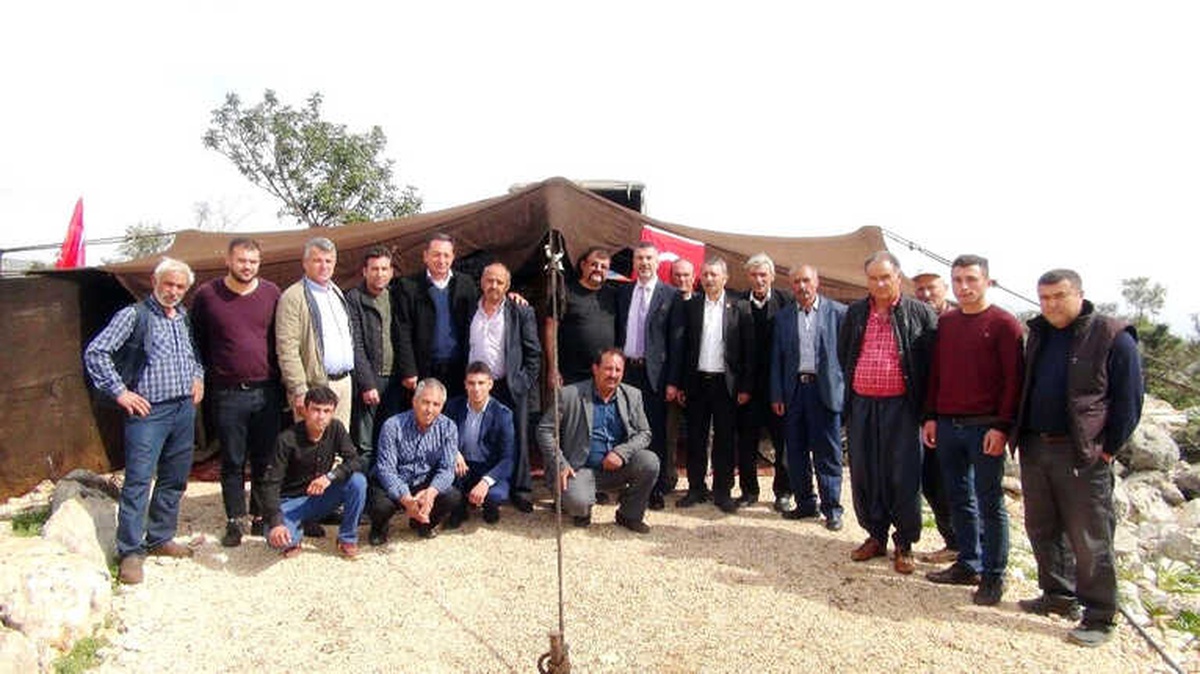 Sarıkeçili Yörüklerinden Mehmetçiğe Destek