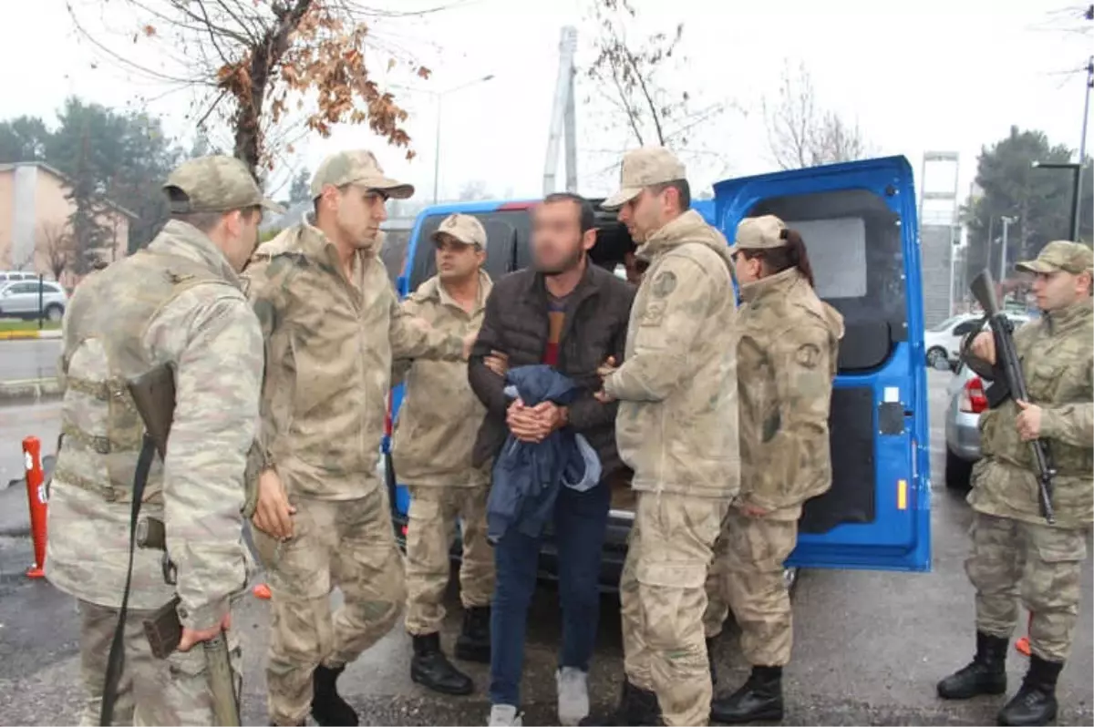 Terör Propagandası Yaptığı İddia Edilen 2 Kişi Gözaltına Alındı