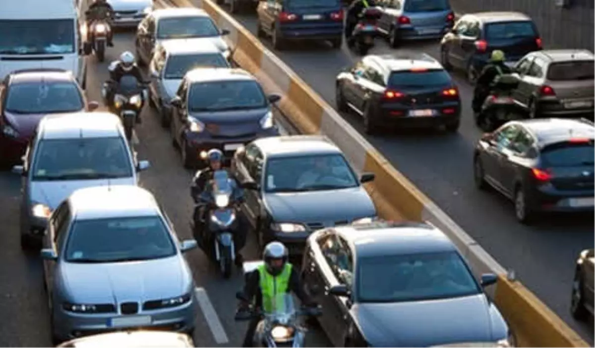 Trafiğe Çıkan Araç Sayısı Azaldı