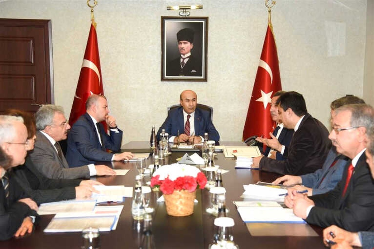 Vali Demirtaş: "Adana\'mız Doğu Akdeniz Coğrafyasının Enerji Üssü Olacak"
