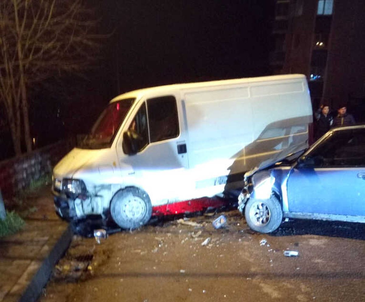 Alaplı\'da Trafik Kazası: 2 Yaralı