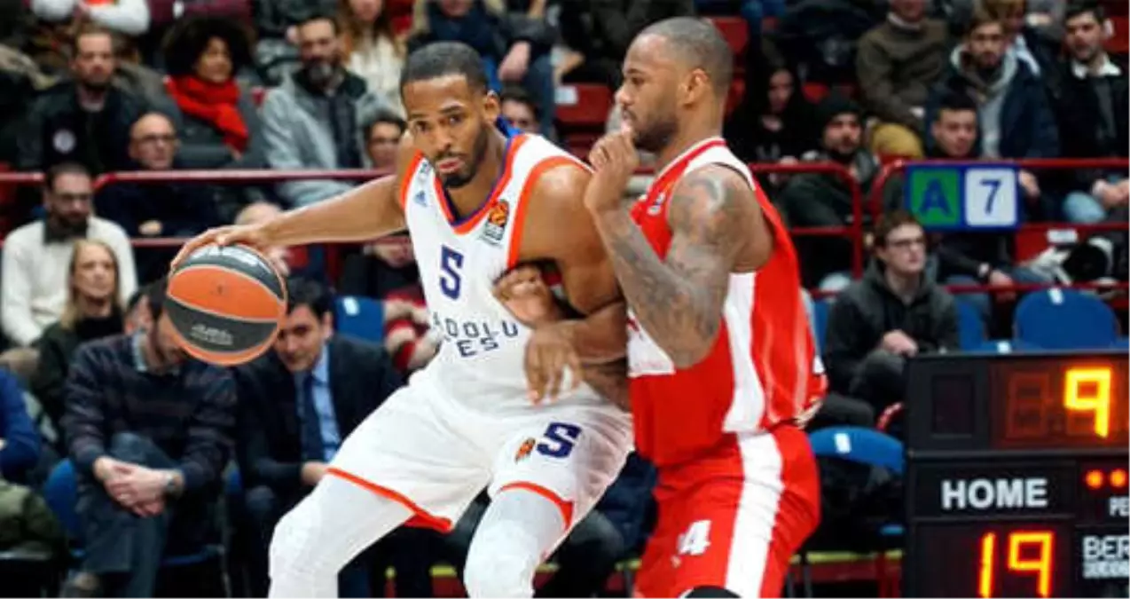 Anadolu Efes Deplasmanda AX Olimpa Milan\'a 77-64 Yenildi