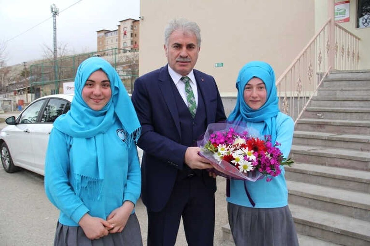 Başkan Memiş Okul Ziyaretlerine Devam Ediyor