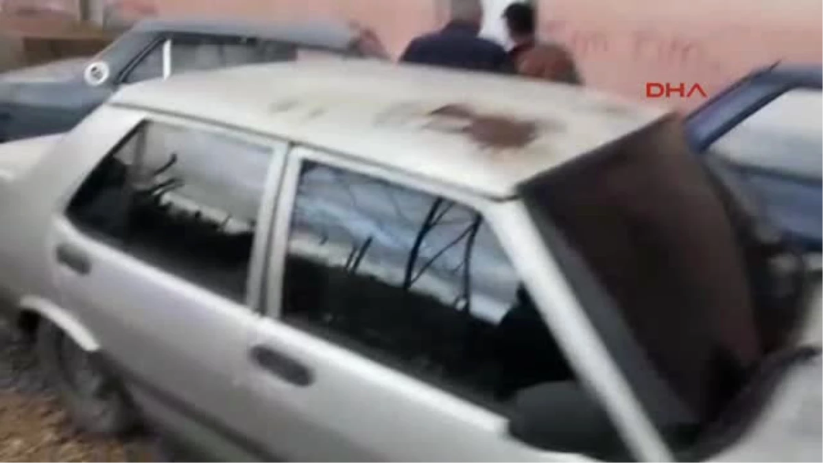 Kahramanmaraş ve Gaziantep\'ten Çalınan 3 Otomobil Depodan Çıktı
