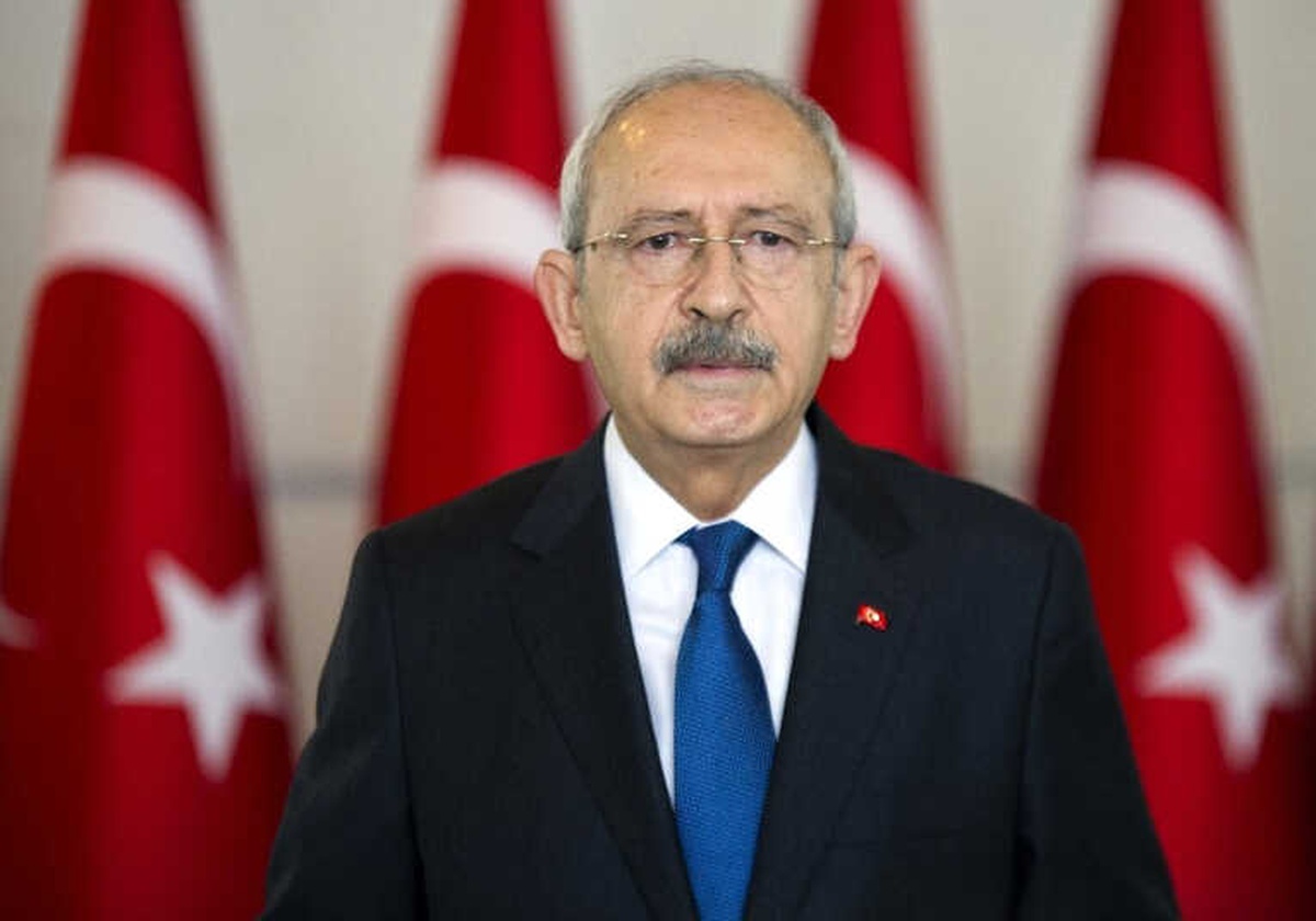Kılıçdaroğlu\'ndan Türk Bayrağı Asma Çağrısı