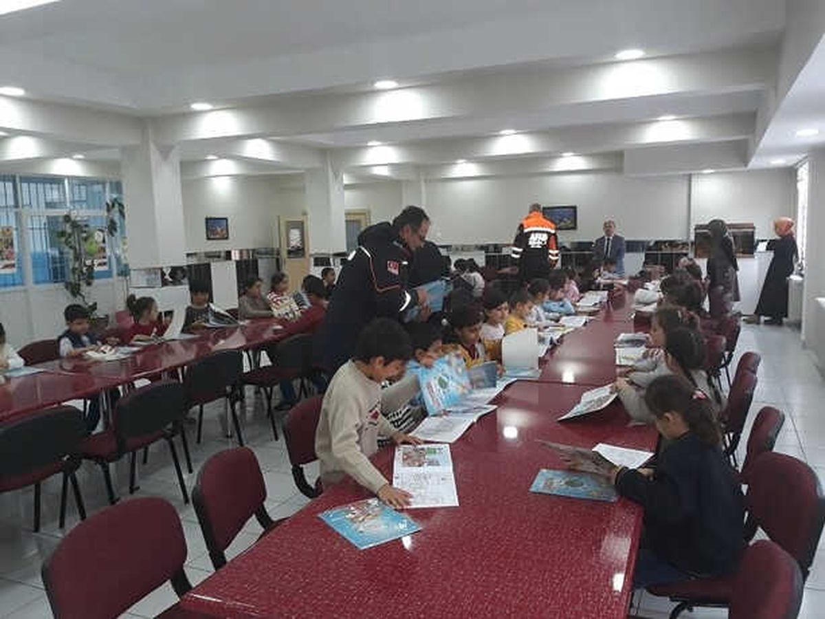 Minik Yürekler Temel Afet Bilinci Eğitimi
