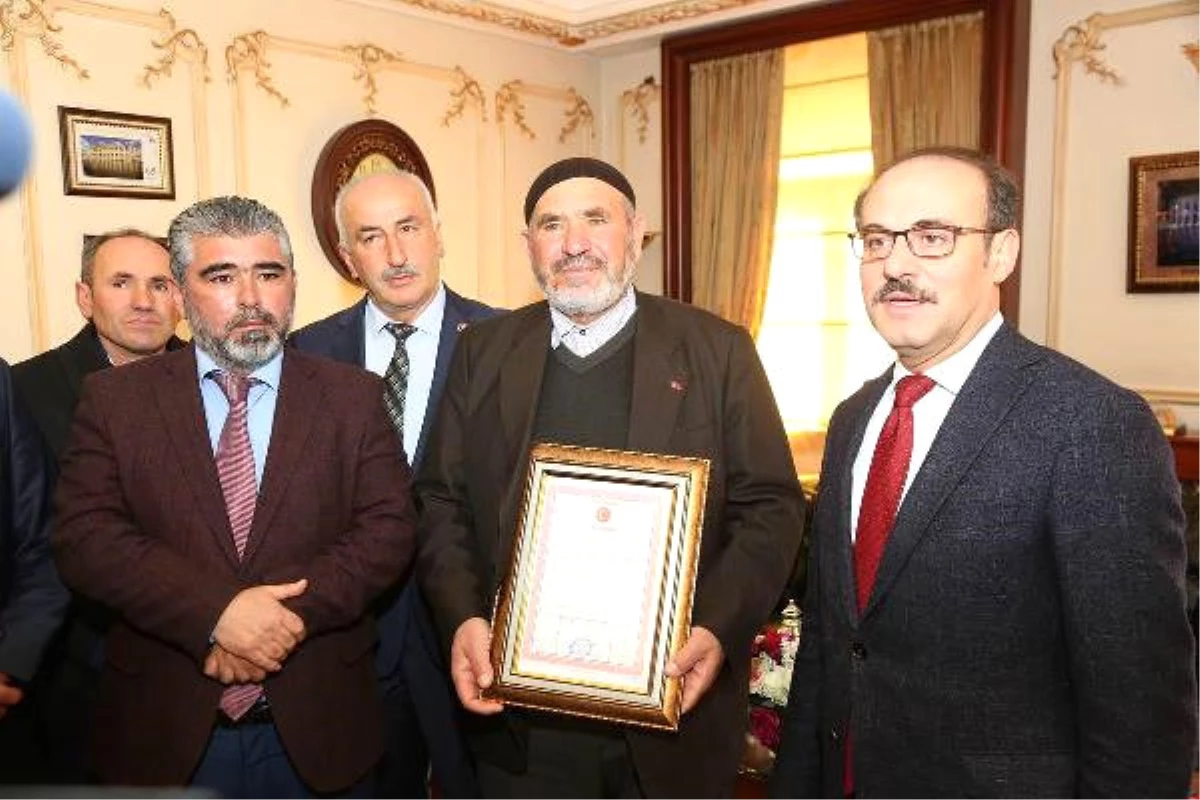 Yozgatlı İbrahim Dede, Ankara\'daki 250 Bin Liralık Evini Mehmetçik\'e Bağışladı