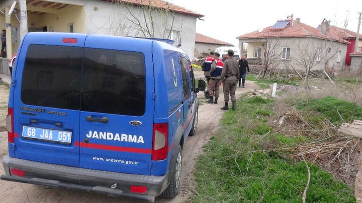 18 Yaşındaki Genç Tartıştığı Arkadaşını Öldürdü