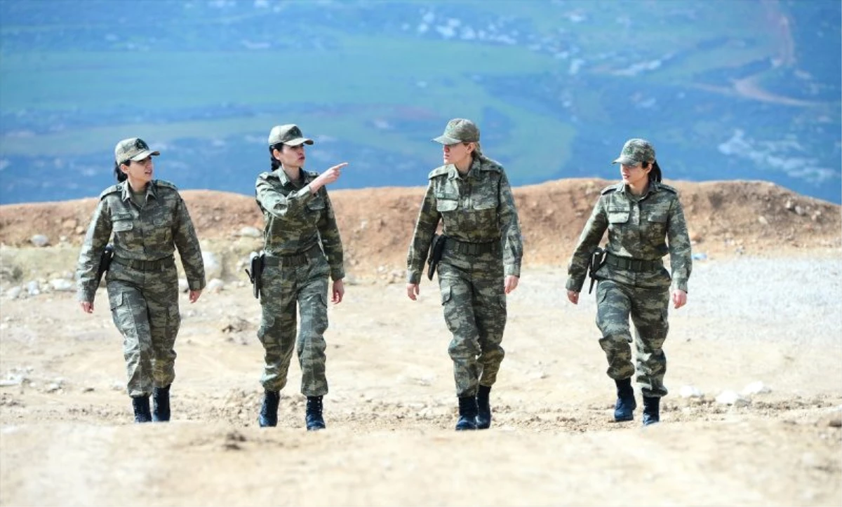 Afrin Harekatı\'nın Kadın Subayları, Hedefi 12\'den Vuruyor