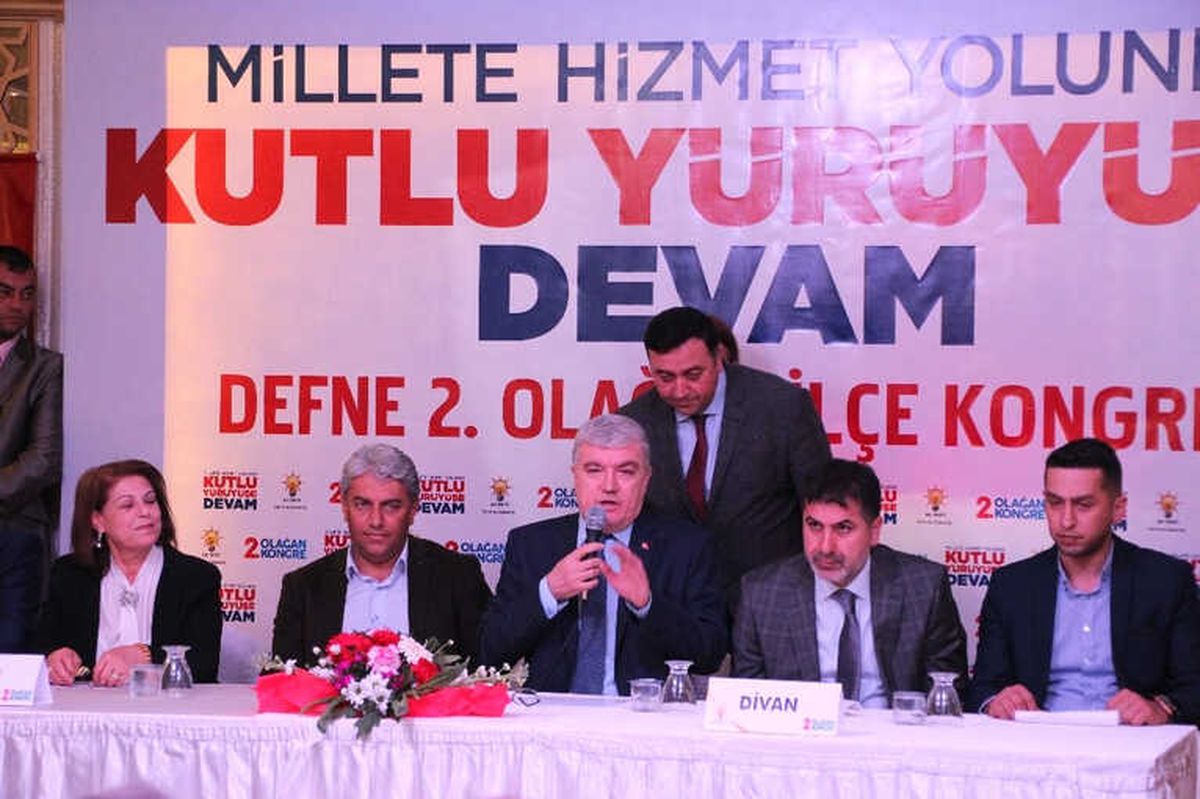 Bakan Özlü: "Kahraman Askerlerimiz Sınırlarımızı Tehdit Eden Teröristlere Karşı Destan Yazıyor"