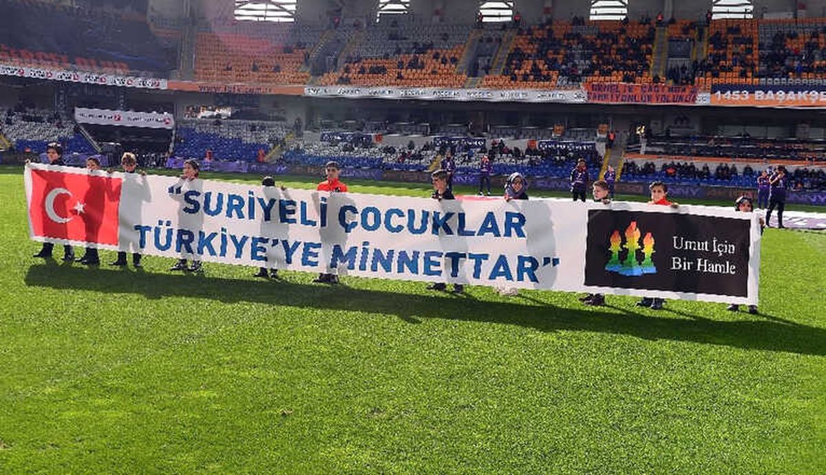 Başakşehir\'de Suriyeli Çocuklardan Teşekkür