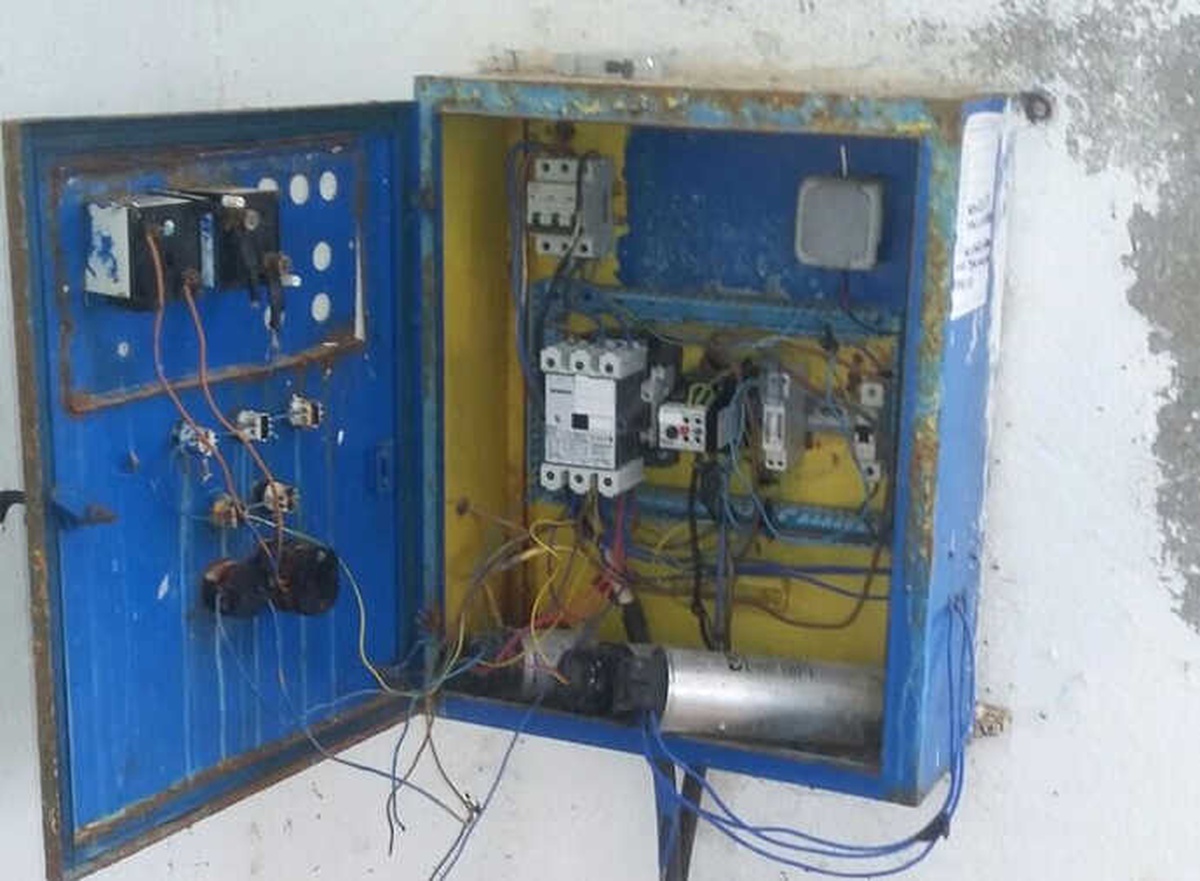 Bayat ve Hıroğlu\'nda Elektrik Panoları Yenilendi