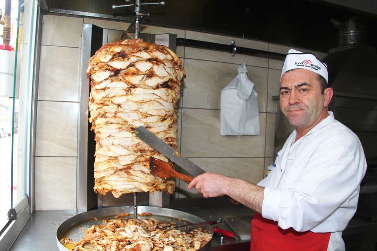 Bir Günlük Hasılatını Mehmetçik Vakfı\'na Bağışladı