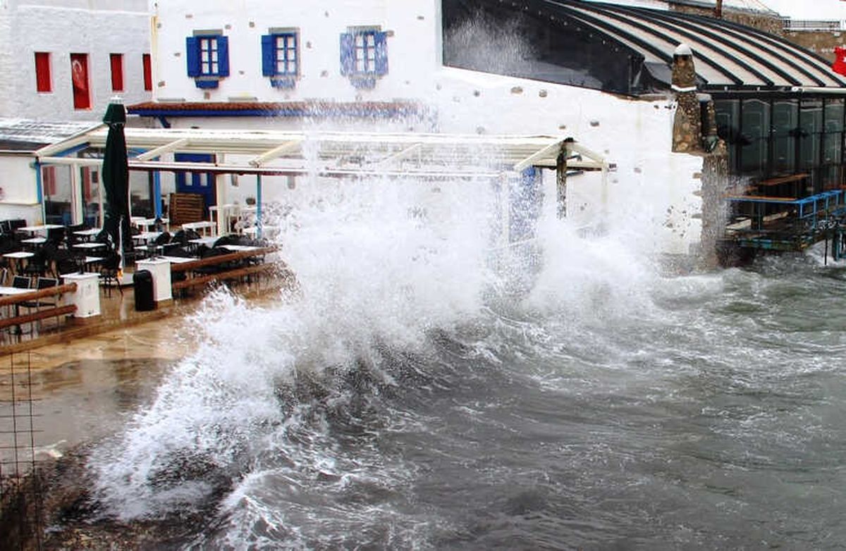 Bodrum\'da Lodos Kabusu