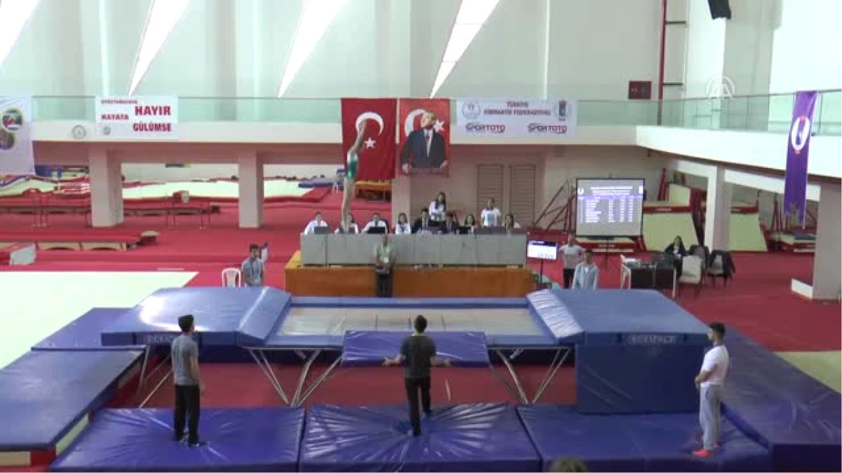 Cimnastik Türkiye Şampiyonası, Mersin\'de Başladı