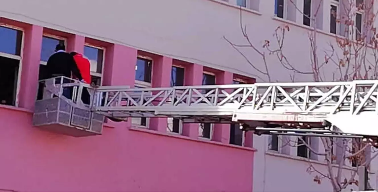 Doğubayazıt\'ta Yapılan Tatbikat Gerçeği Aratmadı