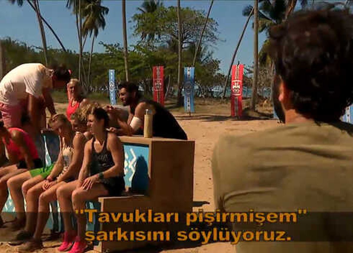 Nihat Doğan\'ın Söylediği Şarkı Gönüllüler\'i Çıldırttı!