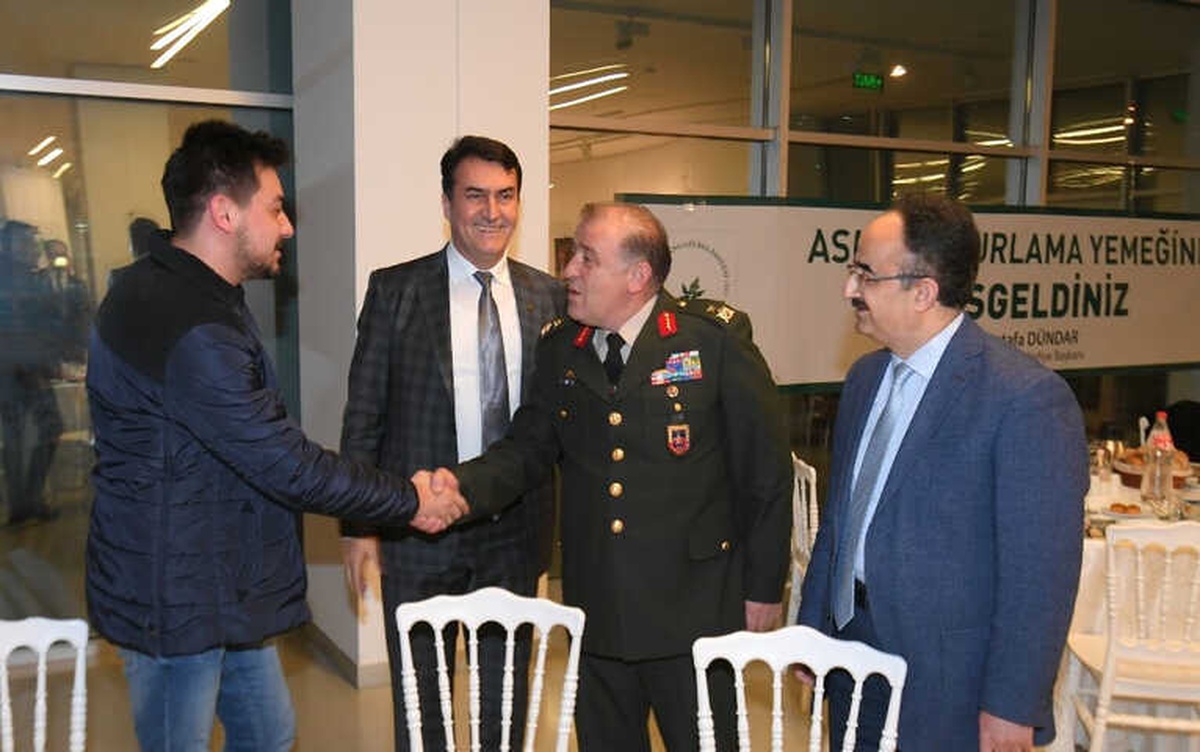 Osmangazi\'de Asker Adayları Vatan Nöbetine Uğurlandı