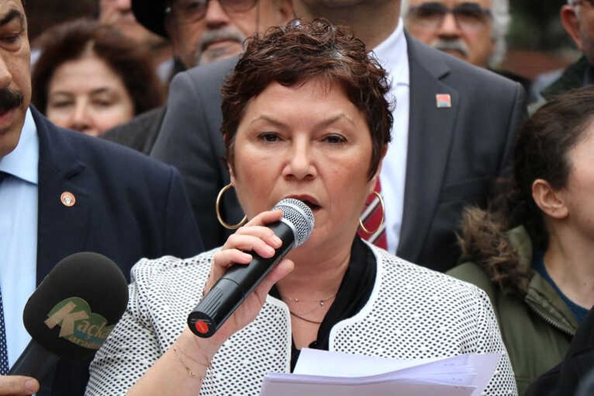 Samsun\'da Devrim Yasalarının Yıl Dönümü Kutlandı