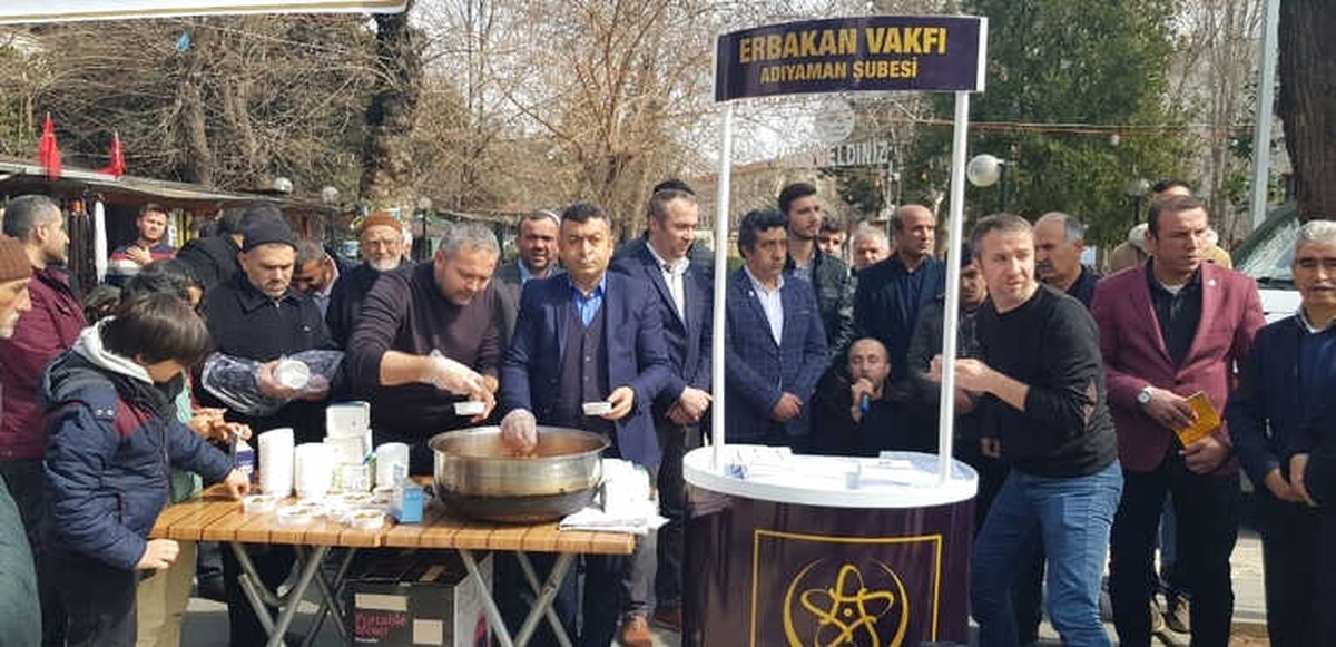 Şehitler İçin Lokma Tatlısı Dağıtıldı