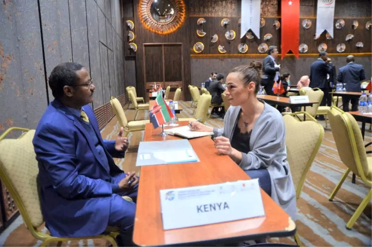 Türkiye Mezunları Ankara İş Dünyası Buluşması Konferansında İkinci Gün