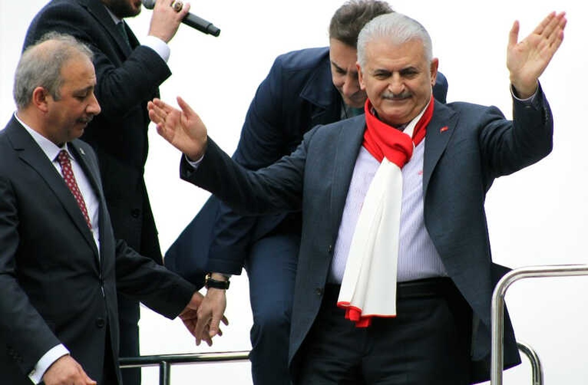 Başbakan Yıldırım: "Mehmetçiğimizin Kanı Yerde Kalmadı, Raco\'yu da Ele Geçirdiler"
