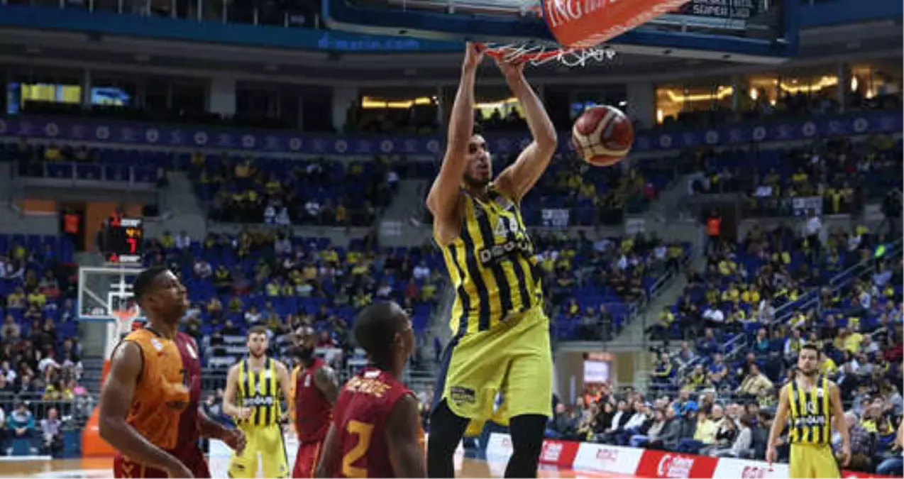 Fenerbahçe Doğuş, Galatasaray Odeabank\'a Fark Attı: 80-60