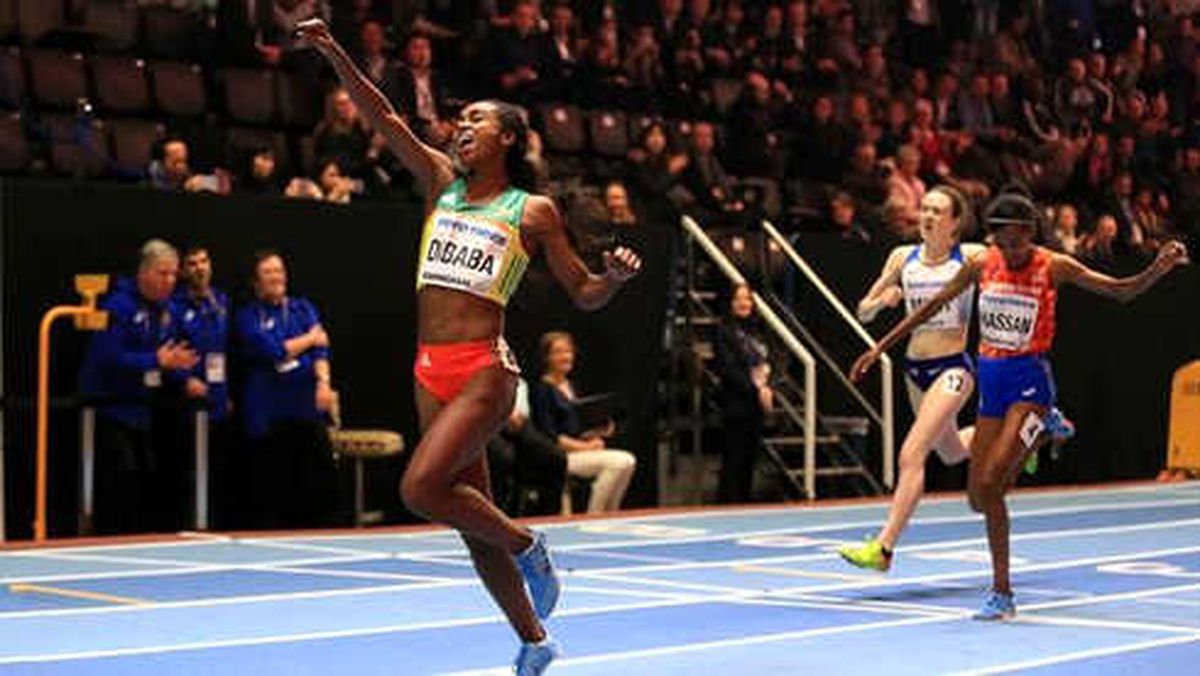 Genzebe Dibaba 3000 Metrede Tahtını Korudu