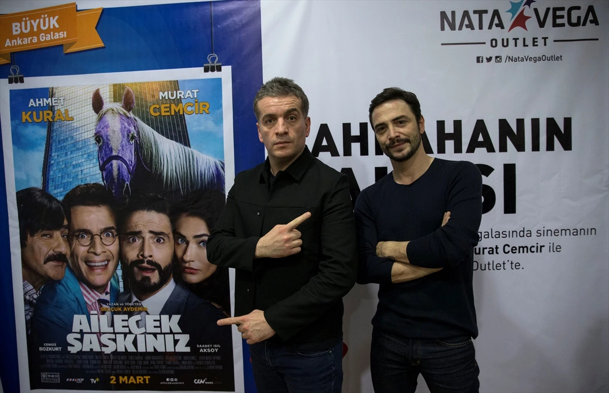 Ailecek Şaşkınız" Filminin Galası Yapıldı