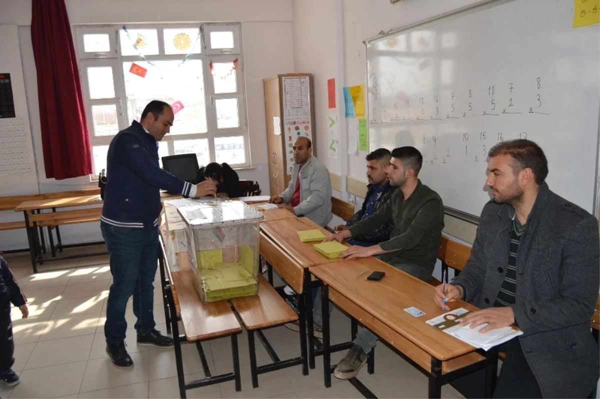 Besni 15 Temmuz Şehitler Mahallesi Muhtarlık Seçimi Yapıldı