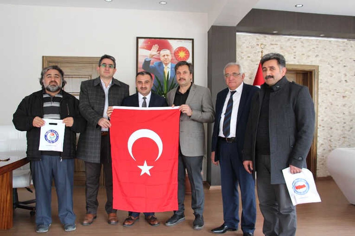 Eğitim Bir Sen\'den Başkan Cabbar\'a Ziyaret
