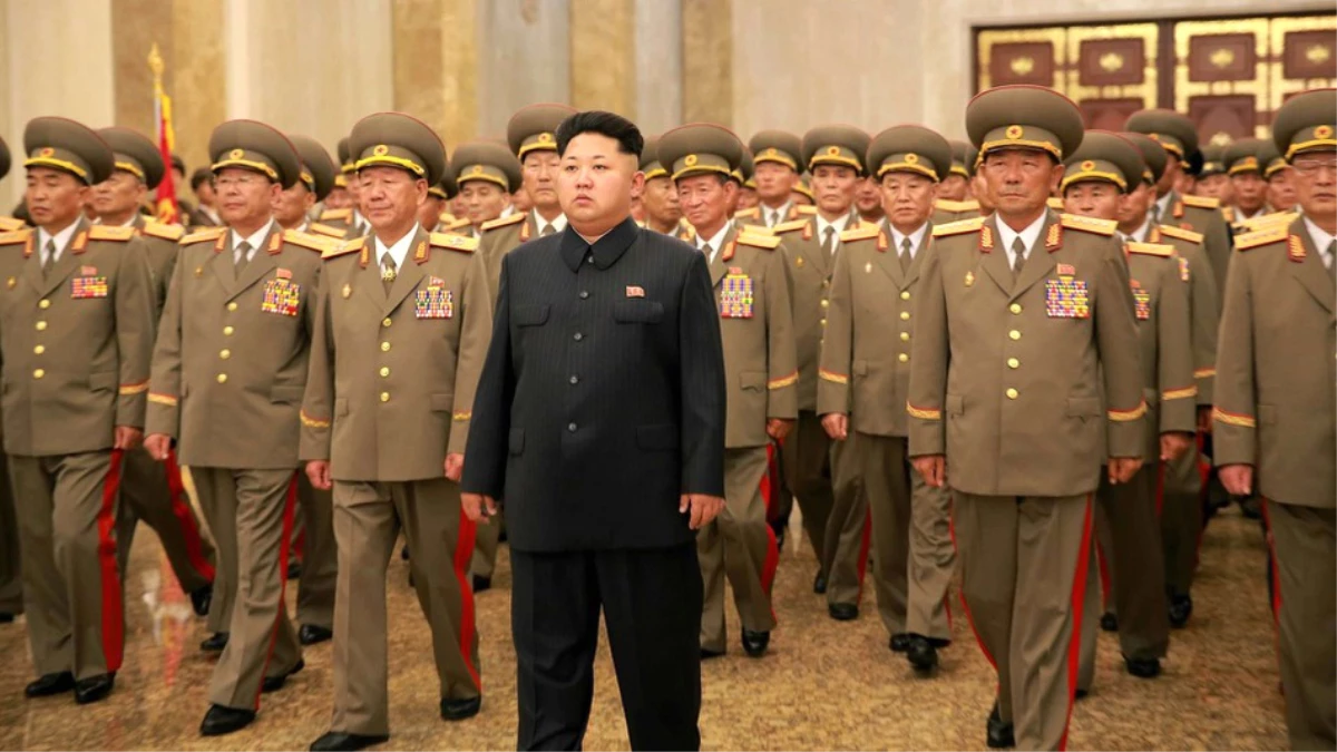 Kim Jong Un, 7 Yıl Sonra İlk Defa Güney Koreli Yetkililerle Yüz Yüze Görüştü