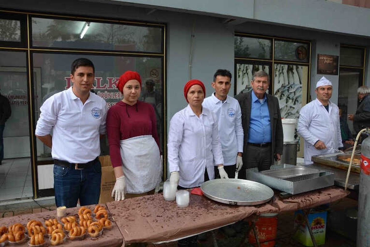 Muğla\'da Afrin Şehitleri İçin Lokma Dağıtıldı