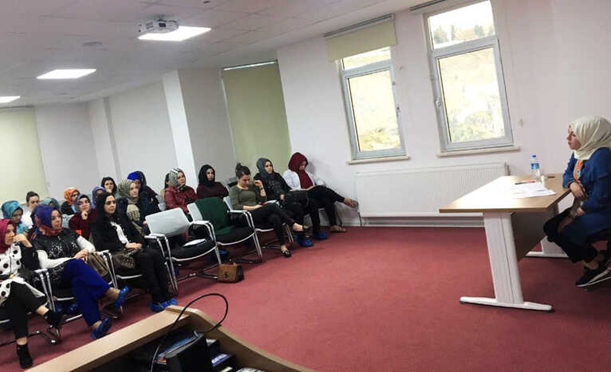 Öğretmenler ve Öğrenciler İstismar Konusunda Bilgilendirildi