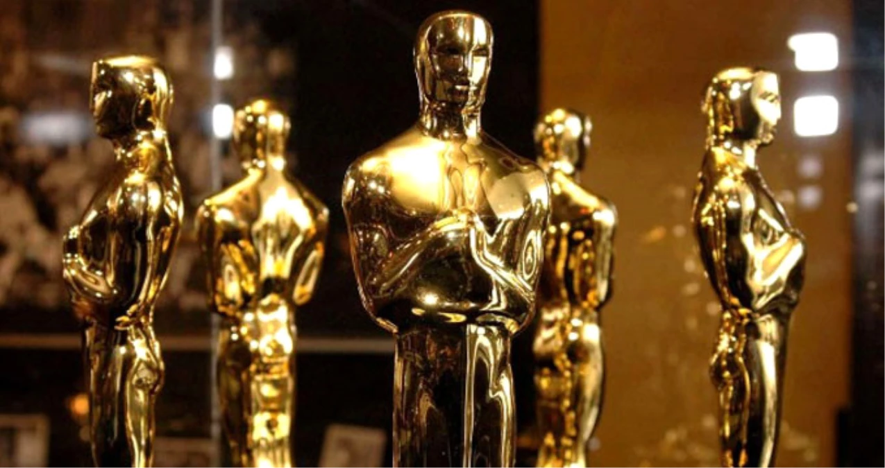 Oscar Ödülleri Sahiplerini Buldu! En İyi Yönetmen Guillermo del Toro Oldu